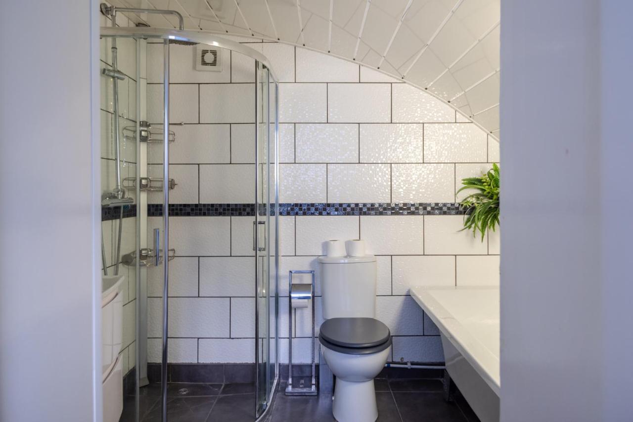 Spacious 2 Bedroom Apartment In Camden London Luaran gambar